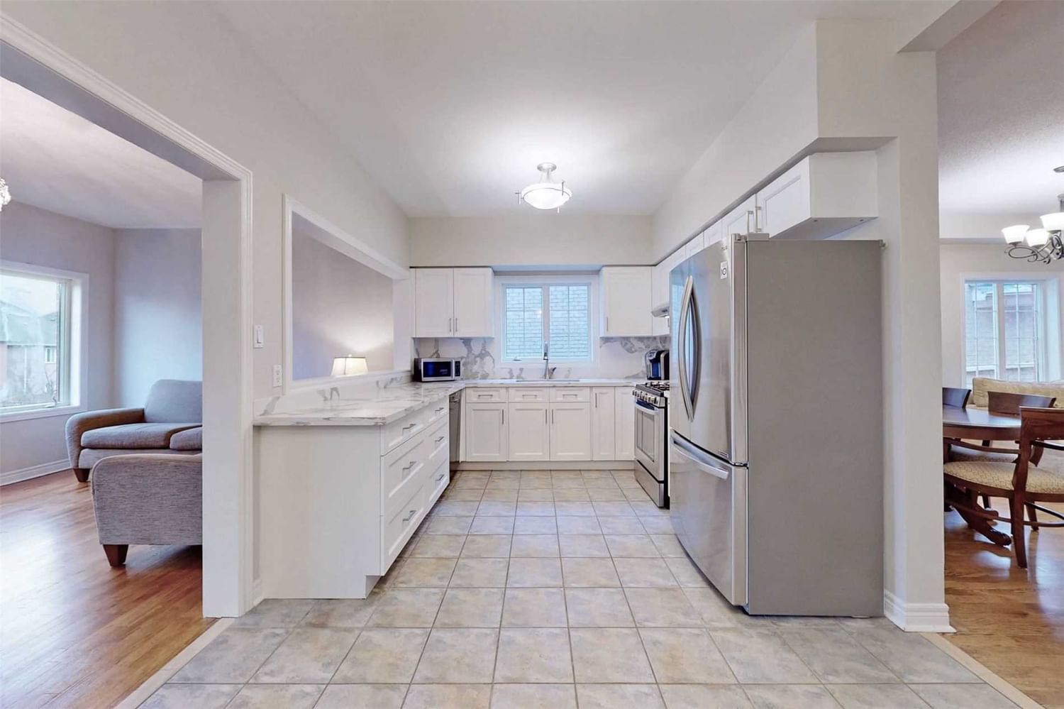 Listing Image 7