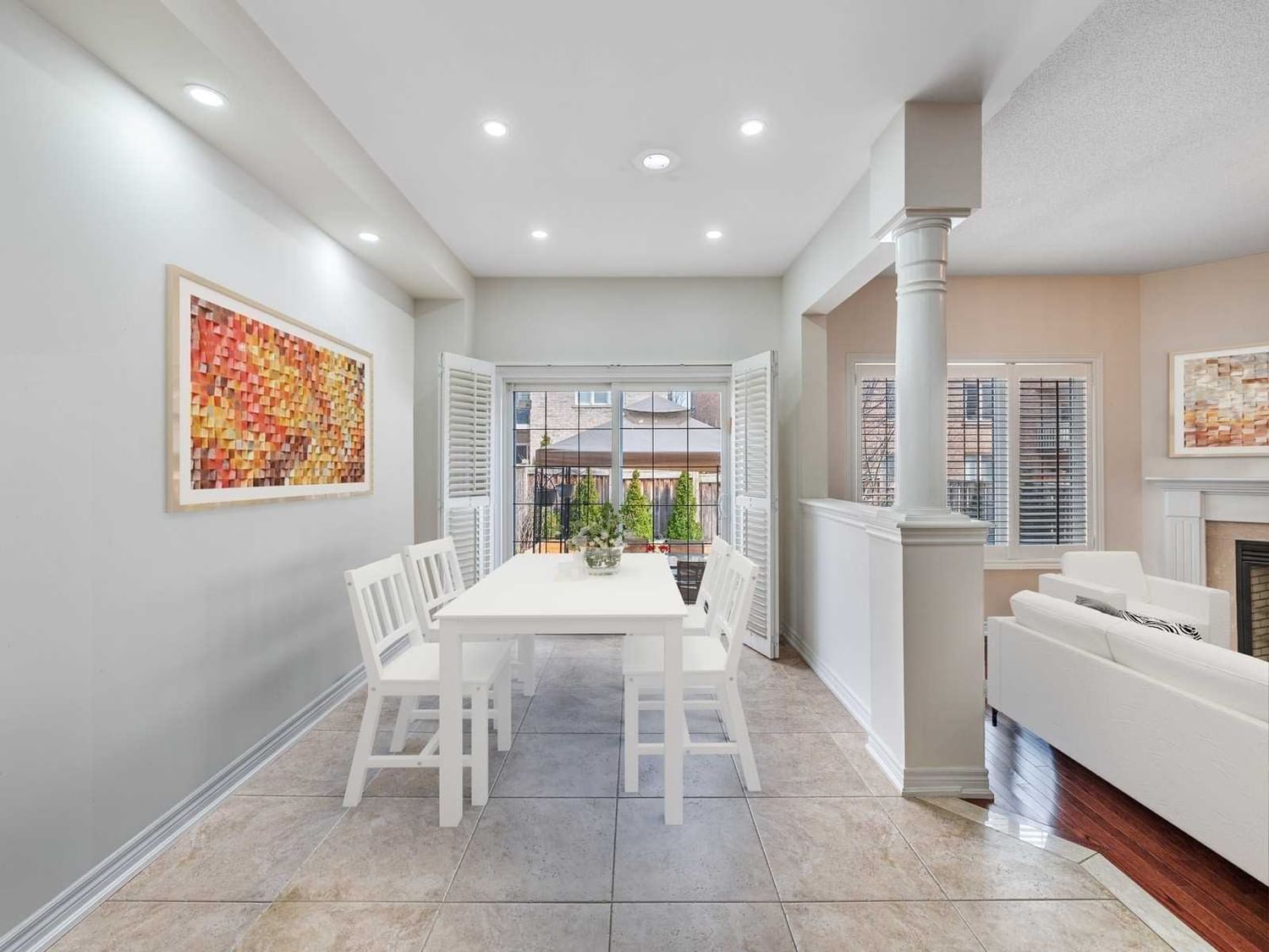 Listing Image 10