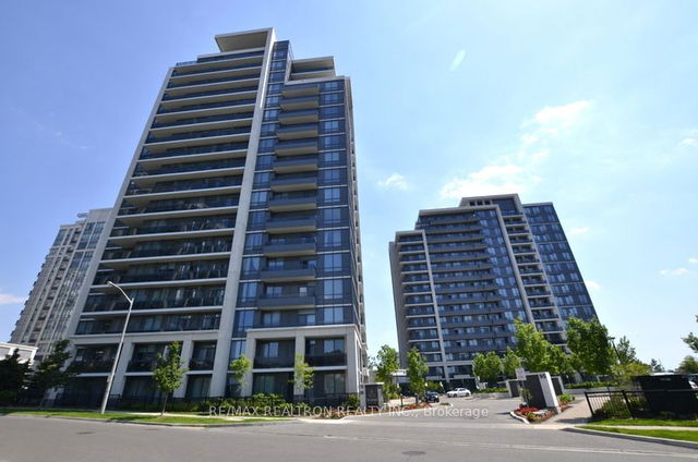 302 - 75 North Park Road