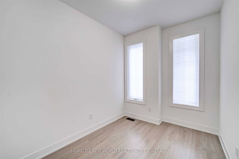 44 Whippletree Dr, East Gwillimbury, L9N 0X1 | Image 2