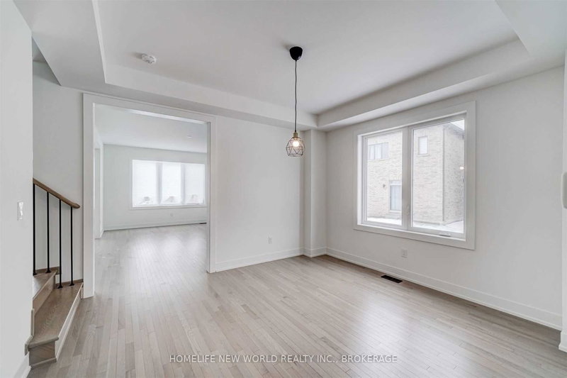 44 Whippletree Dr, East Gwillimbury, L9N 0X1 | Image 3