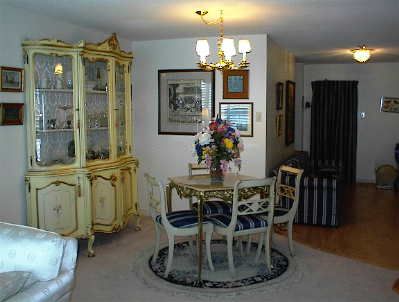 1101 - 7300 Yonge St, Vaughan, L4J1V8 | Image 2