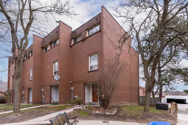 130 Wales Avenue