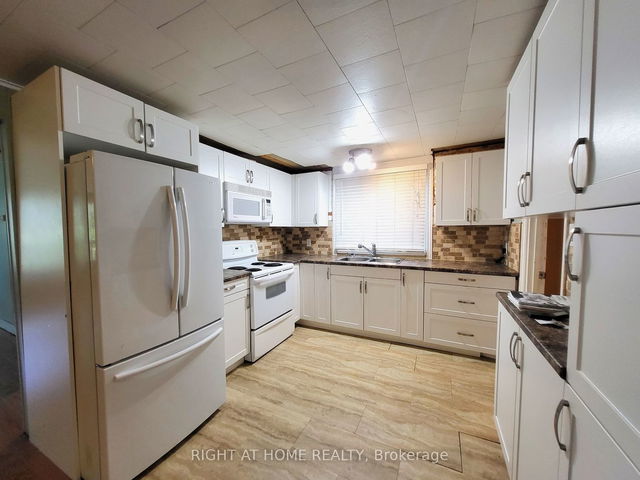 1107 Poplar Drive