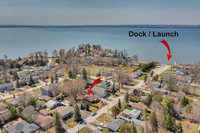 269 Rayners Rd, Georgina, L4P 1G5 | Image 2