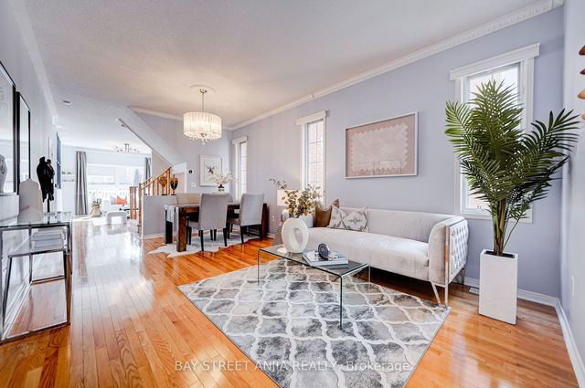 60 Orchard Hill Boulevard
