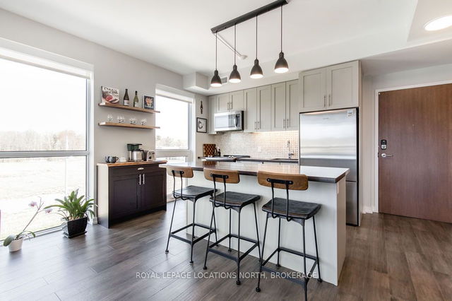 A312 - 241 Sea Ray Avenue
