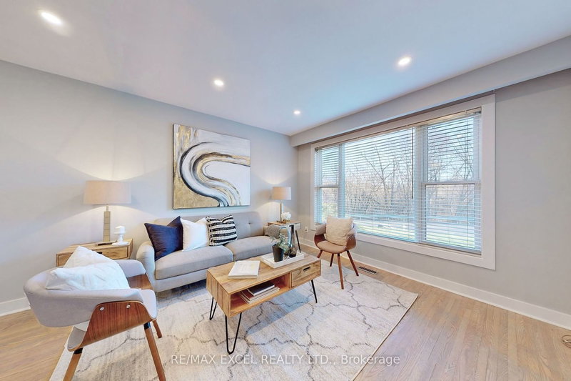 20 Mill St, Markham, L3P 1K9 | Image 3