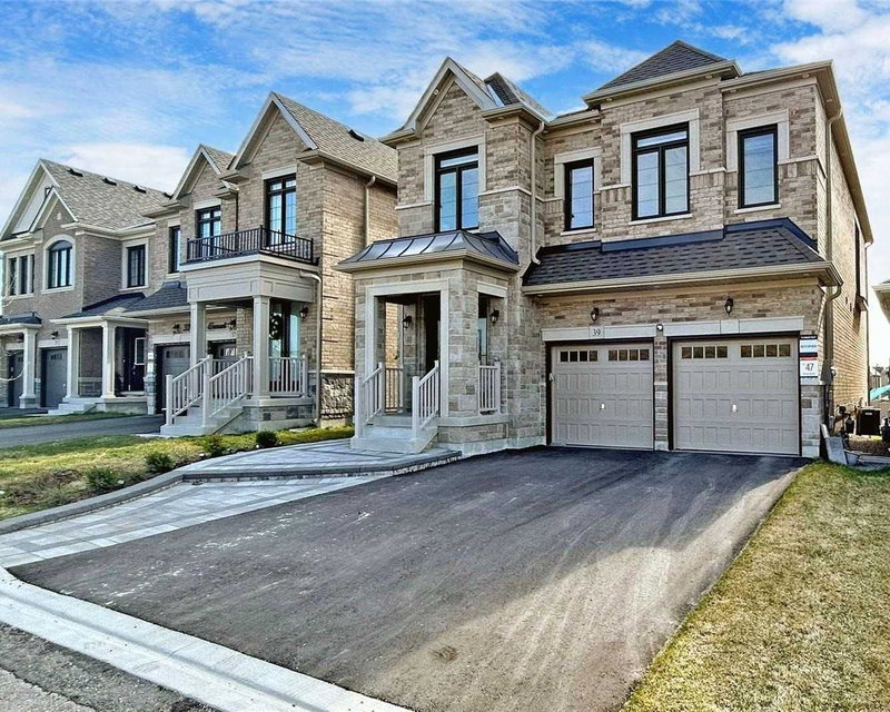 39 Tesla Cres, East Gwillimbury, L9N 0T3 | Image 3