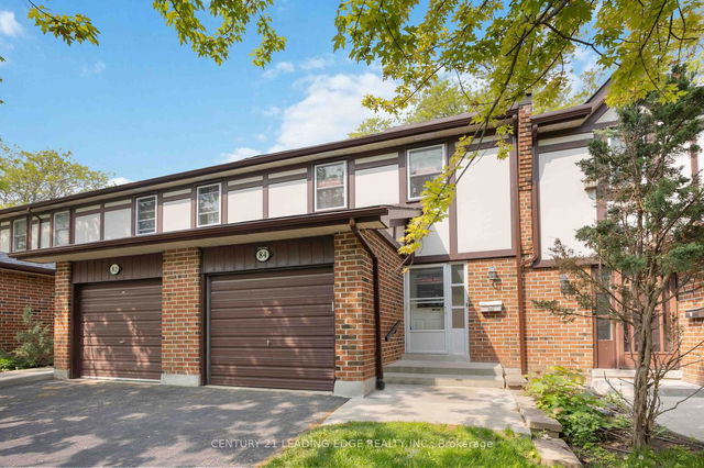 84 Porterfield Crescent