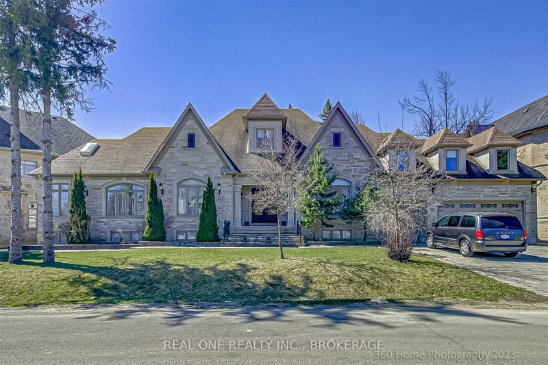 5 Long Hill Dr, Richmond Hill, L4E 3M5 | Image 2