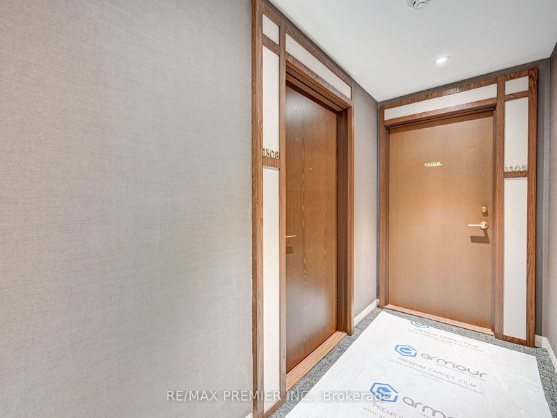 Room2