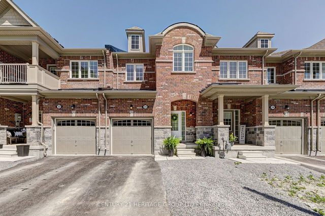 31 Anne Pegg Crescent