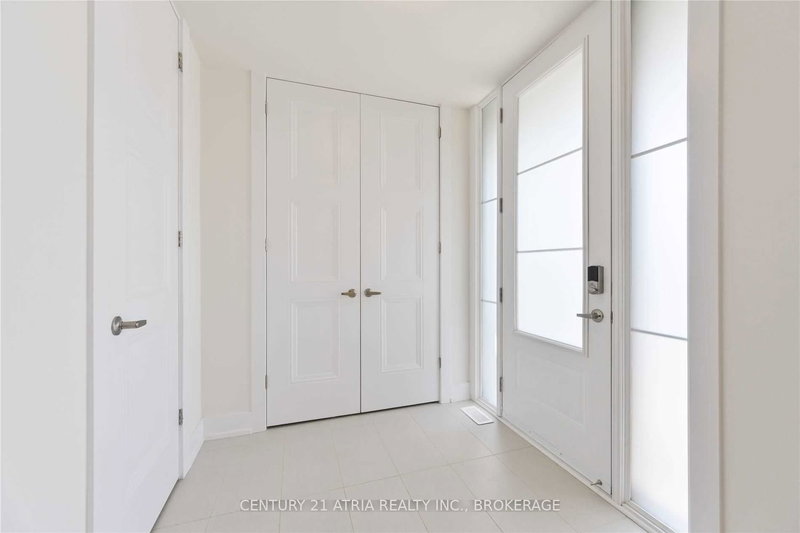 21 Kohn Lane, Markham, L6C 3J3 | Image 3