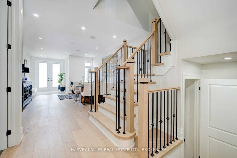 109 Alex Campbell Cres, King, L7B 0C1 | Image 3