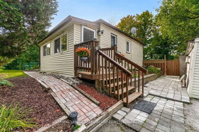 155 Elmpine Trail