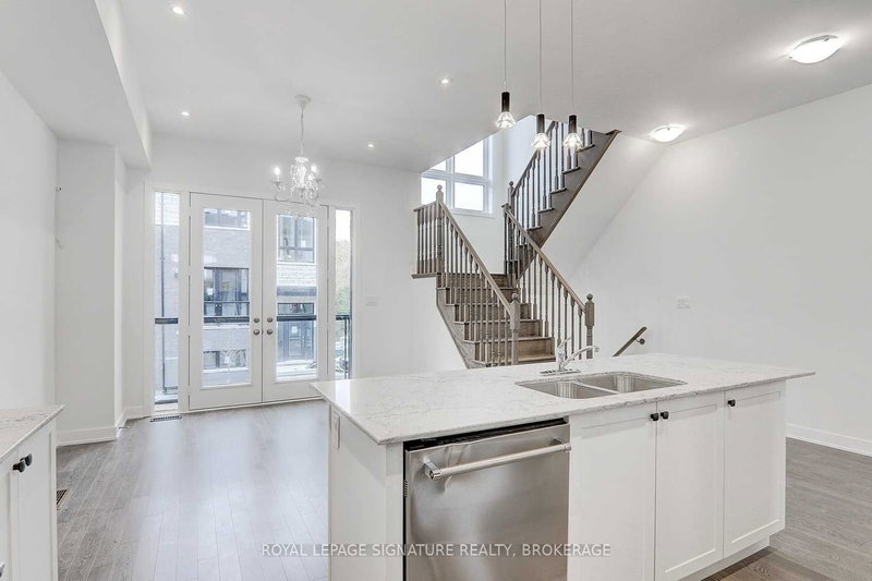 11 Howick Lane, Richmond Hill, L4C 5T1 | Image 3