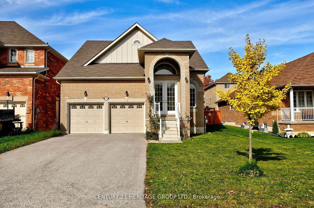 2300 Whitewood Crescent