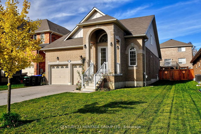 2300 Whitewood Crescent