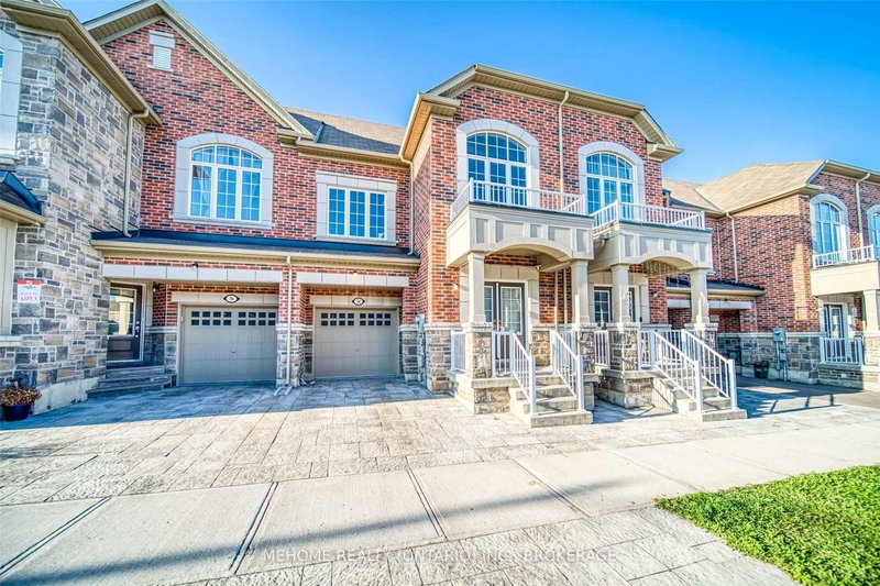 34 Ness Dr, Richmond Hill, L4S 0J8 | Image 2