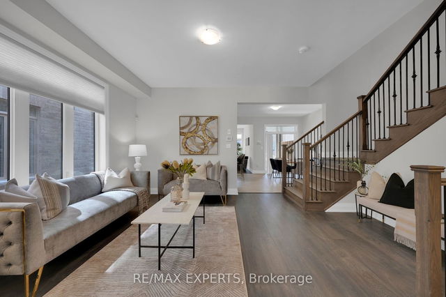 69 Ferragine Crescent