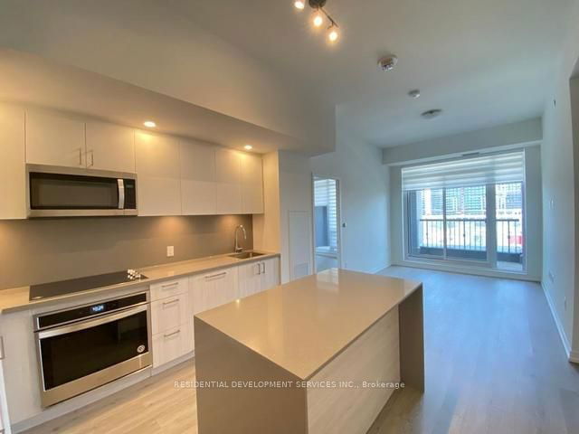 711E - 8868 Yonge Street