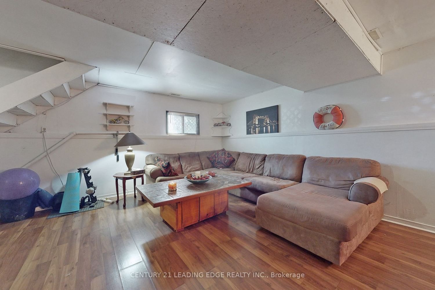 Listing Image 22
