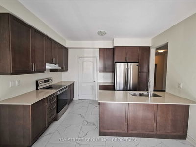 49 Pear Blossom Way, East Gwillimbury - Holland Landing image-0-3