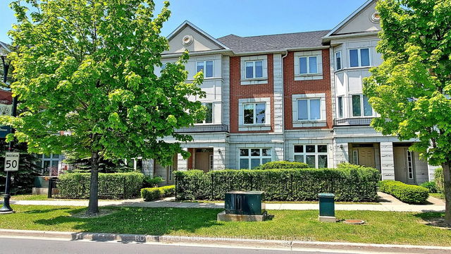 180 Town Centre Boulevard