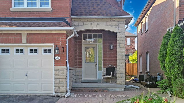 26 Idyllwood Avenue
