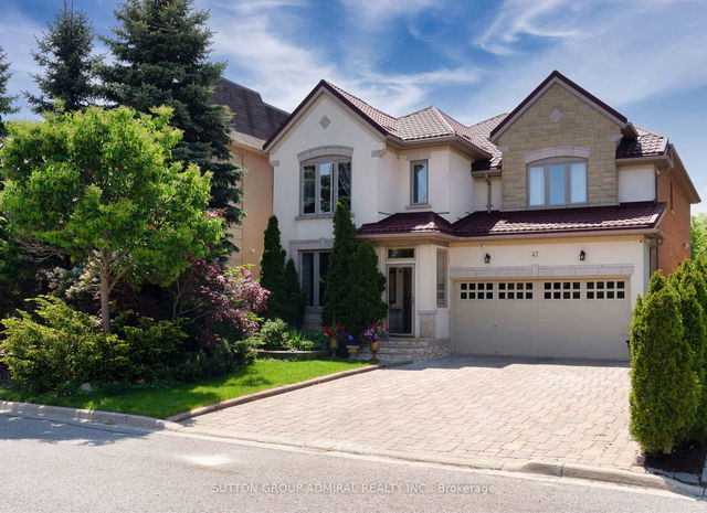 47 Sagecrest Crescent