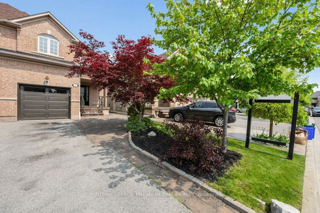 3 Martina Crescent