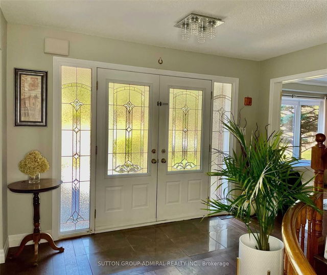 5 Willis Drive