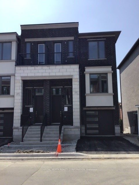 121 Rattenbury Road