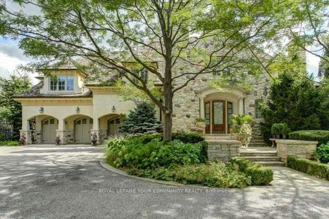 11 Oakbank Road