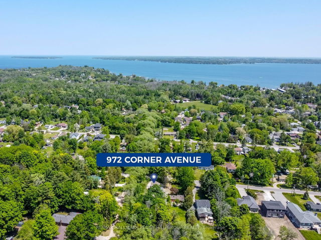 972 CORNER Avenue