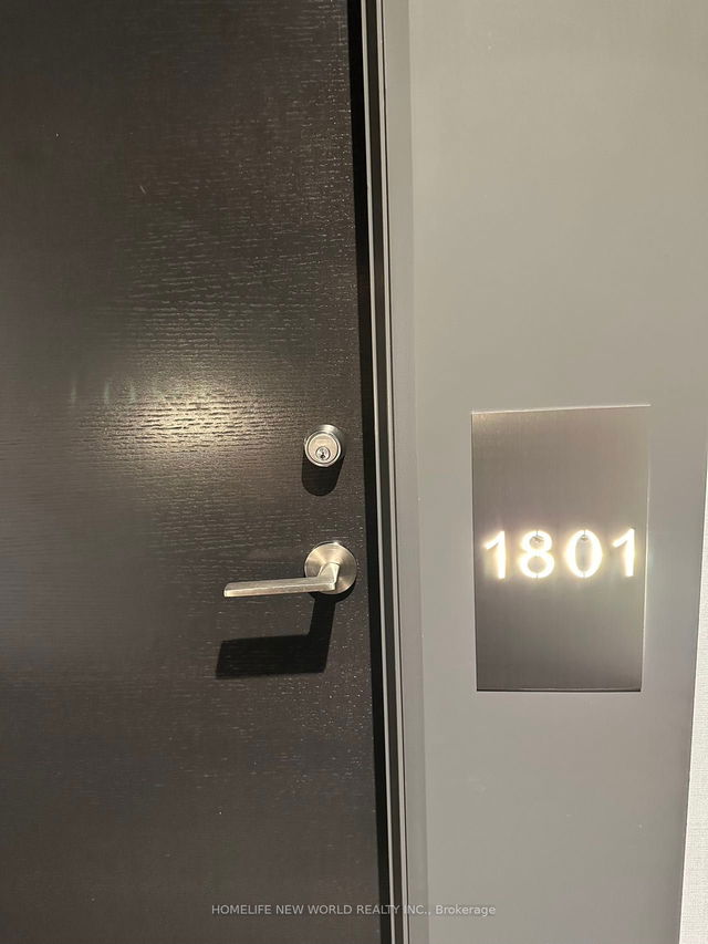 1801E - 8868 Yonge Street