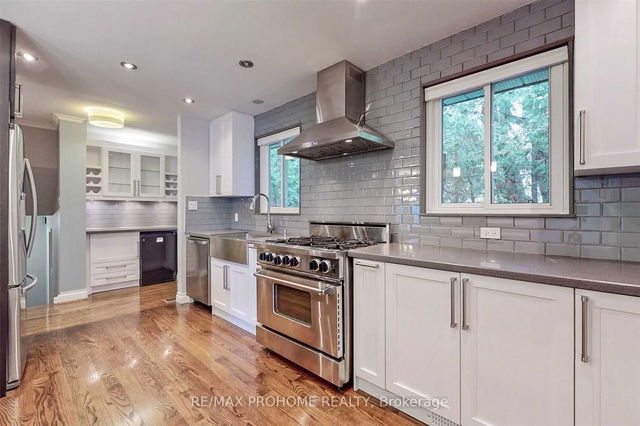 16 Rycroft Drive