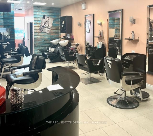 227 - 7777 Weston Rd, Vaughan, L4L 0G9 | Image 2