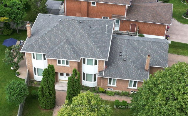 2 Glenhurst Road