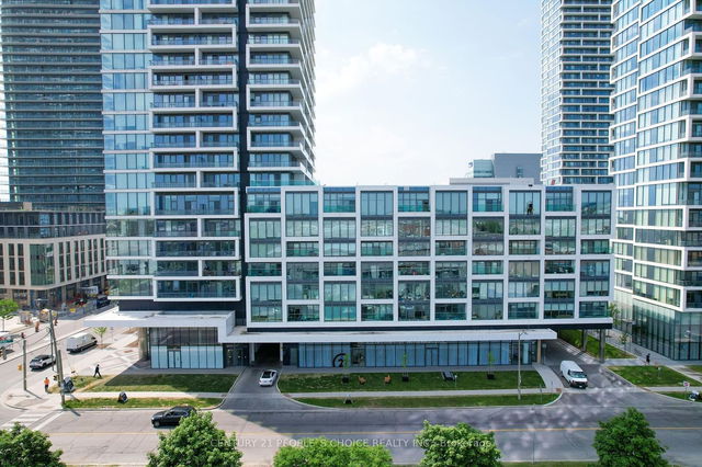 205 - 950 Portage Parkway
