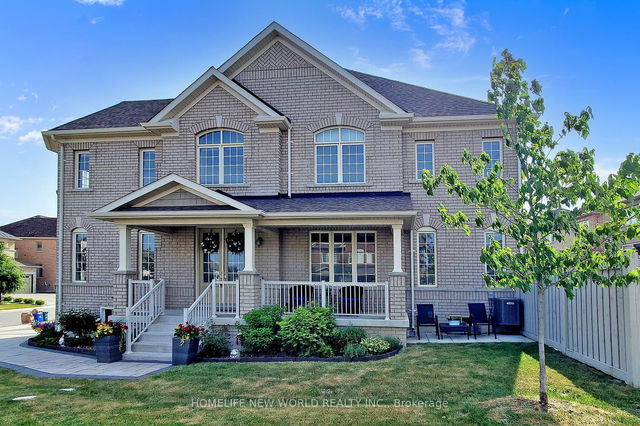 160 MONDIAL Crescent