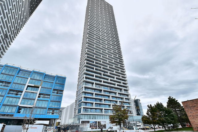 2811 - 898 Portage Parkway