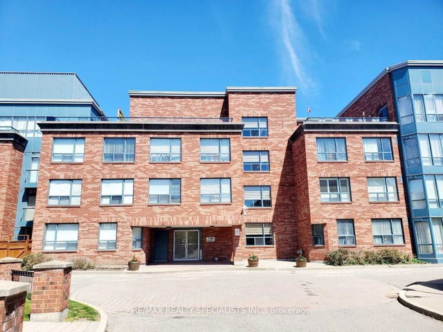 312 - 7398 Yonge Street