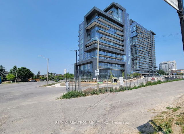 212 - 10 Gatineau Drive