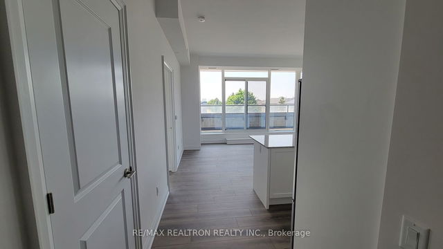 212 - 10 Gatineau Drive