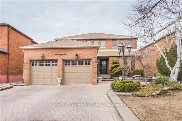 4 Havagal Crescent