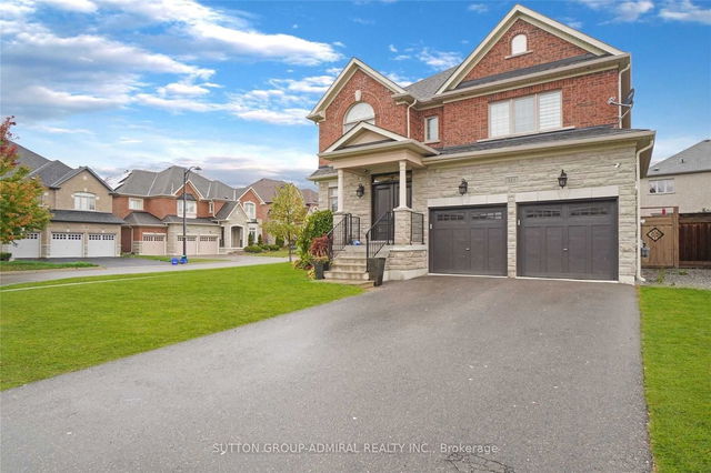 113 Thornhill Ravine Crescent