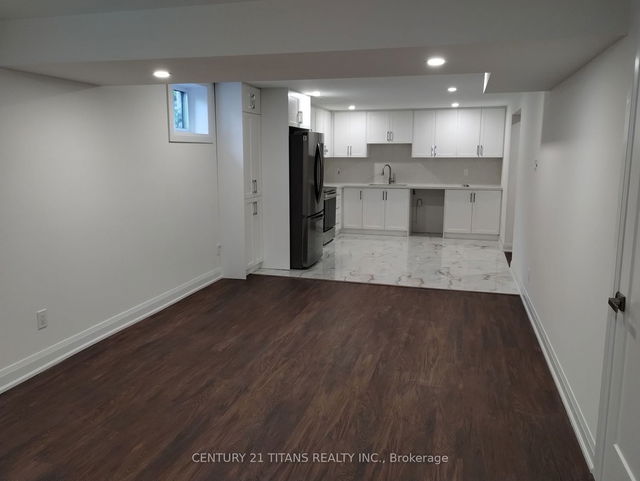 64 Spanhouse Crescent