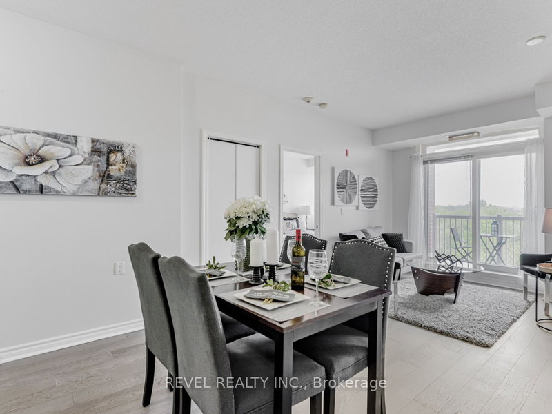 402 - 15450 Yonge St, Aurora, L4G 0K1 | Image 3